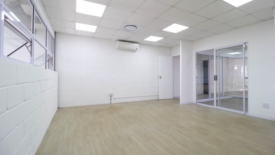 To Let Commercial Property for Rent in Woodstock Western Cape